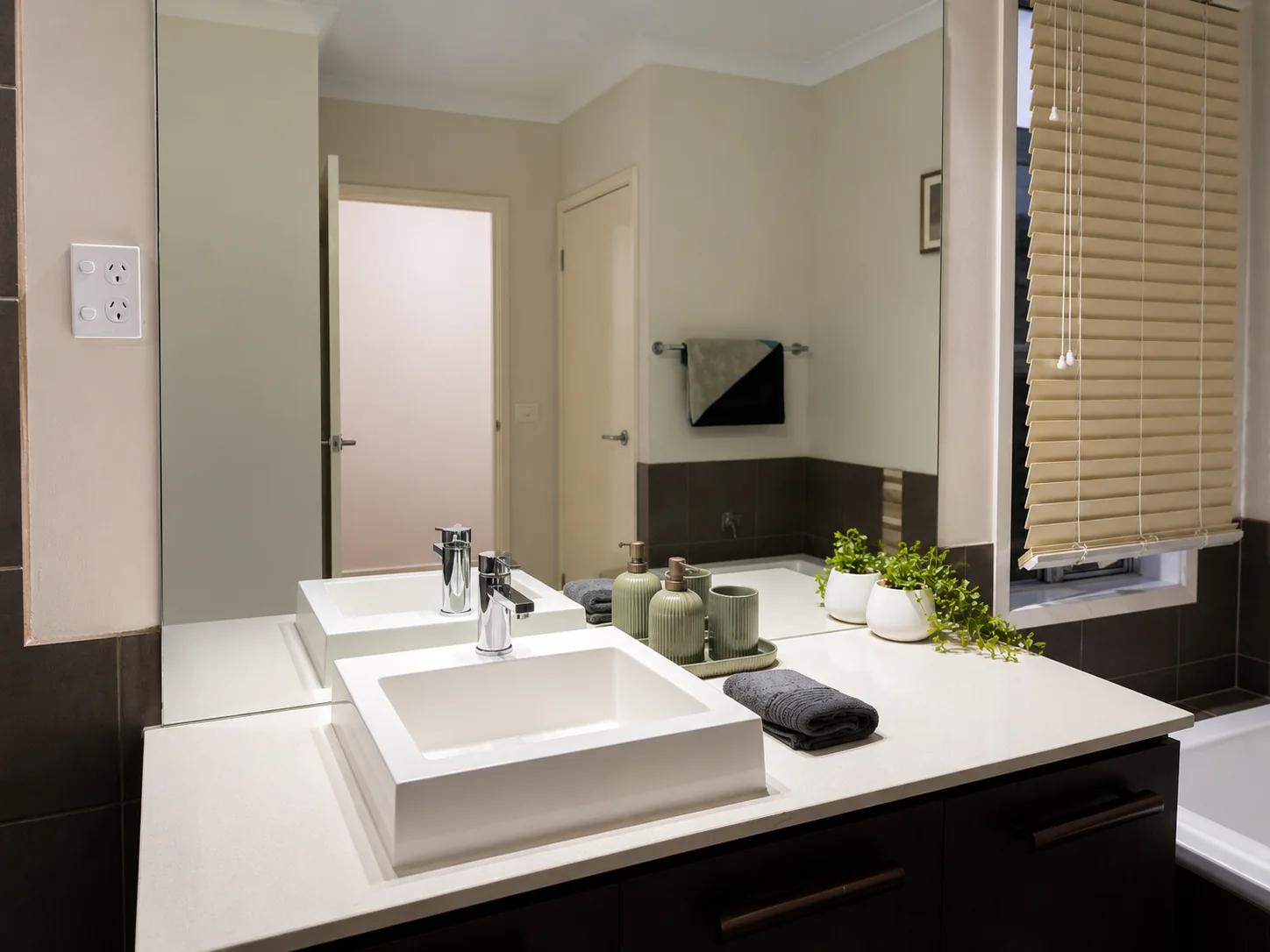 Shynex property portfolio image